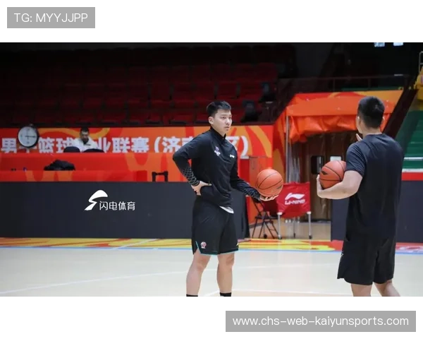 球队在例行赛中展示新战术并获得试验成果，球队在例行赛中展示新战术并获得试验成果英语